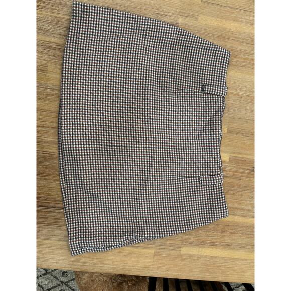 Abercrombie & Fitch Skort Size Medium - Picture 2 of 6